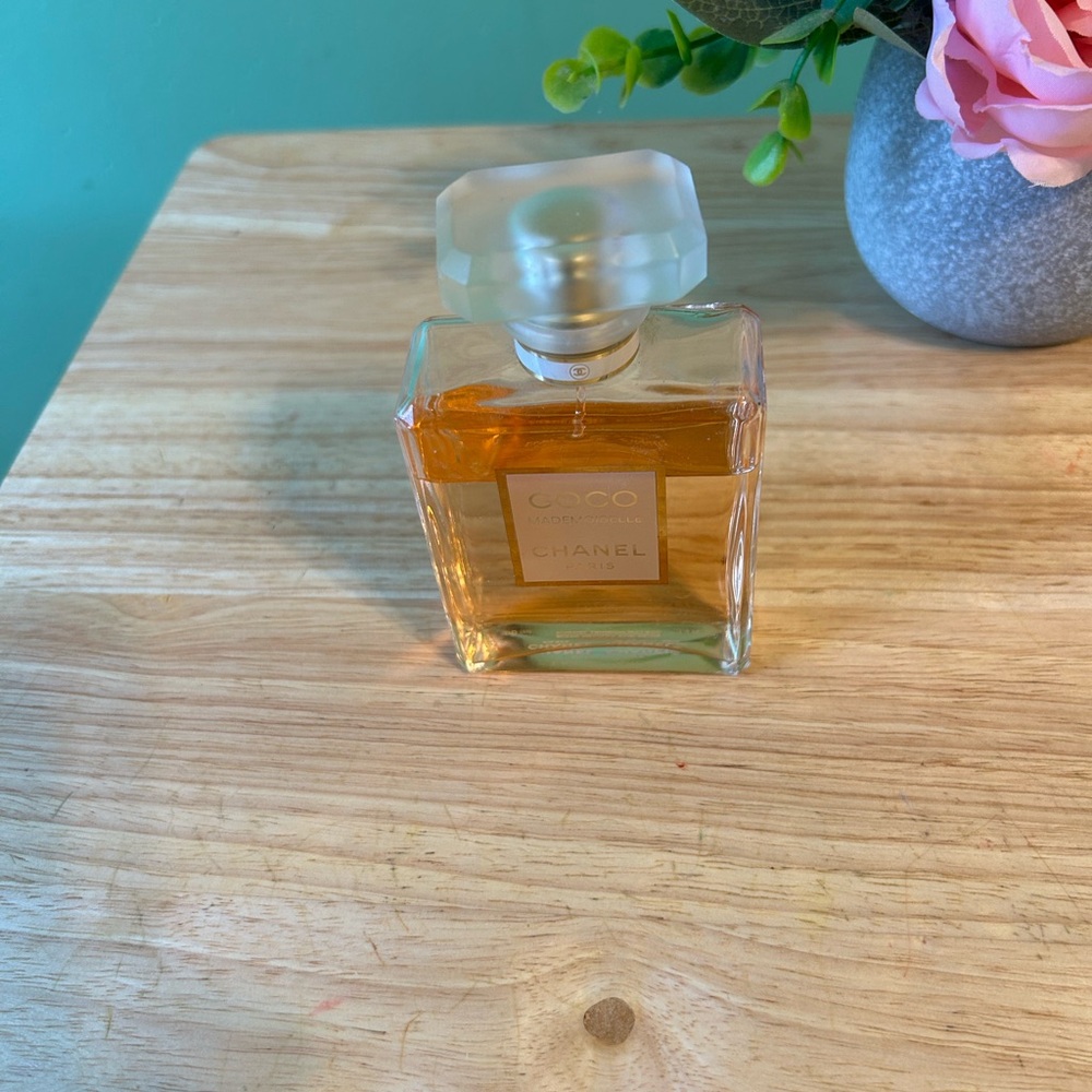 CHANEL Coco Mademoiselle - Picture 2 of 5